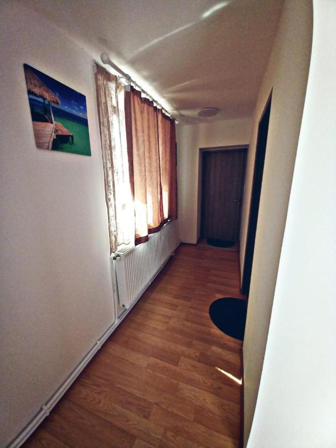 Camere In Regim Hotelier Braşov Esterno foto